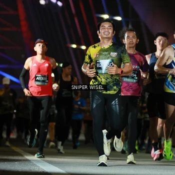 Runner Photo 6197120