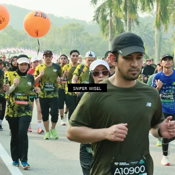 Runner Photo 6197215
