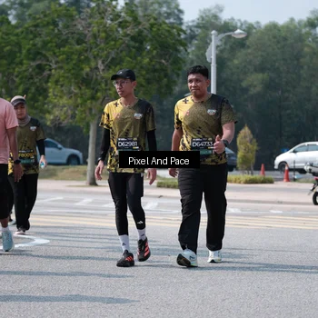 Runner Photo 6197260