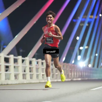 Runner Photo 6197277