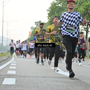 Runner Photo 6197358