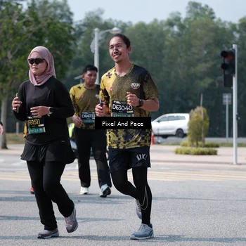 Runner Photo 6197378