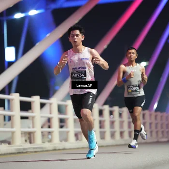 Runner Photo 6197398