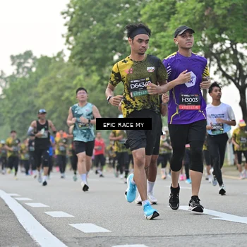 Runner Photo 6197460