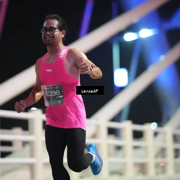 Runner Photo 6197512