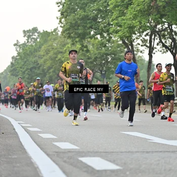 Runner Photo 6197538