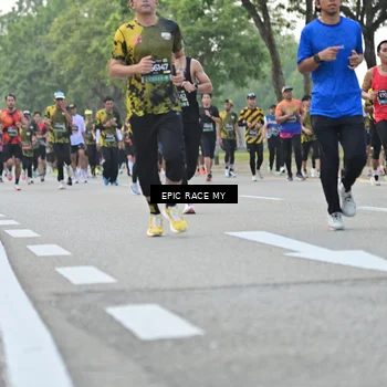 Runner Photo 6197541