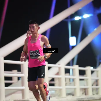Runner Photo 6197602