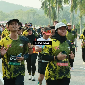 Runner Photo 6197756