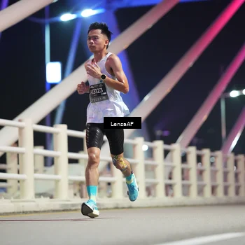 Runner Photo 6197771