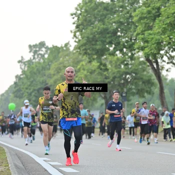 Runner Photo 6197813