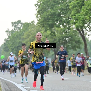 Runner Photo 6197838