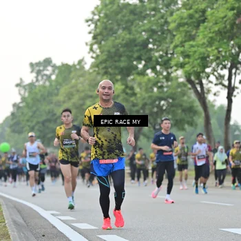 Runner Photo 6197847