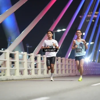 Runner Photo 6197851