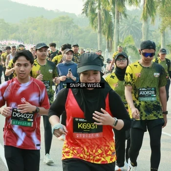 Runner Photo 6197875