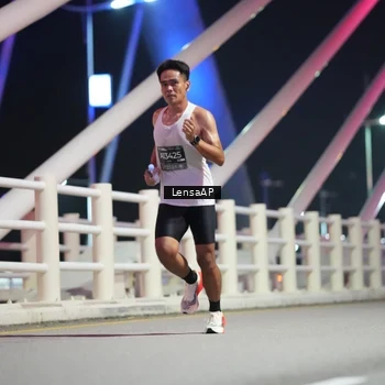 Runner Photo 6197881