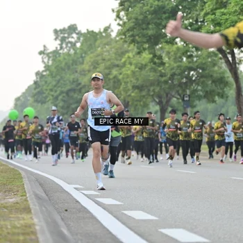 Runner Photo 6197892