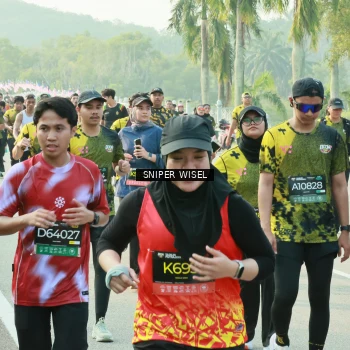 Runner Photo 6197895