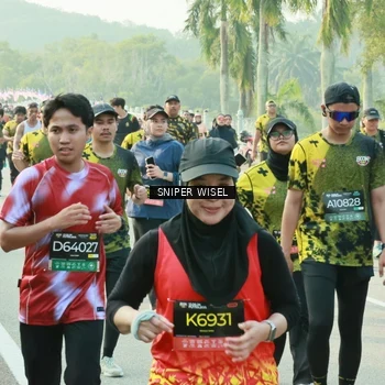 Runner Photo 6197900