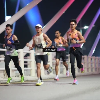 Runner Photo 6197937