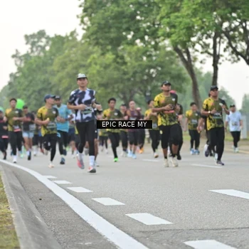 Runner Photo 6197960