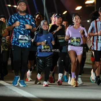 Runner Photo 6197976