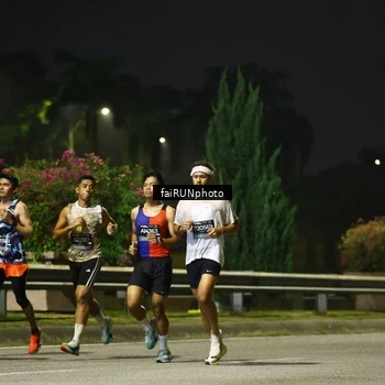 Runner Photo 6198003
