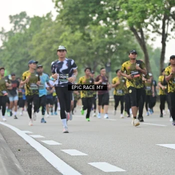 Runner Photo 6198004