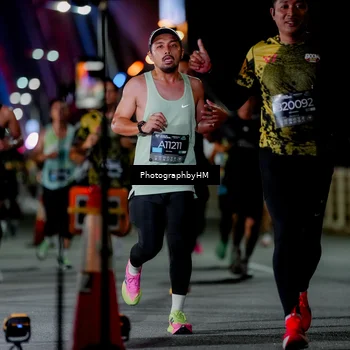 Runner Photo 6198005