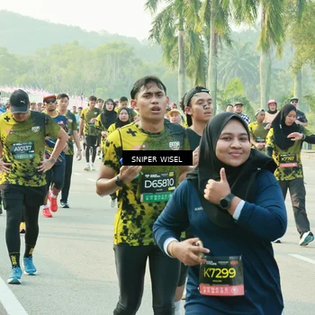 Runner Photo 6198042