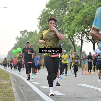 Runner Photo 6198051
