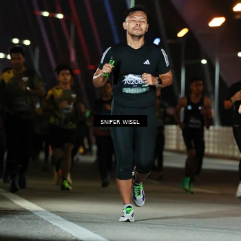 Runner Photo 6198062
