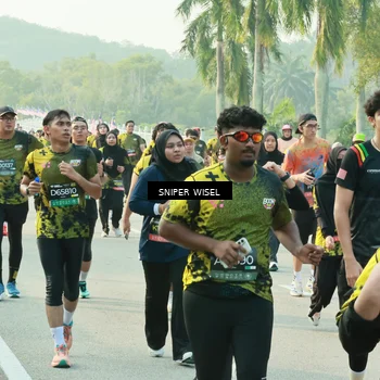 Runner Photo 6198063