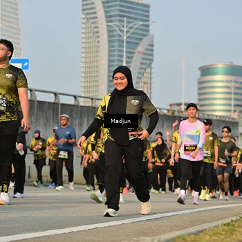 Runner Photo 6198070