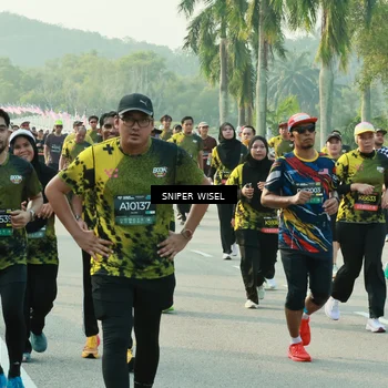 Runner Photo 6198073
