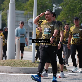 Runner Photo 6198092