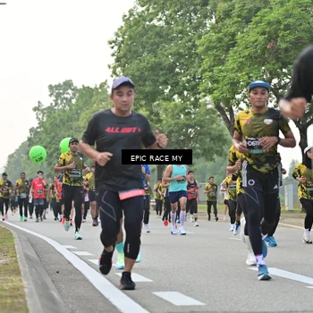 Runner Photo 6198099