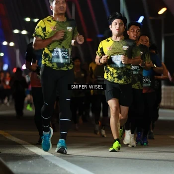 Runner Photo 6198126