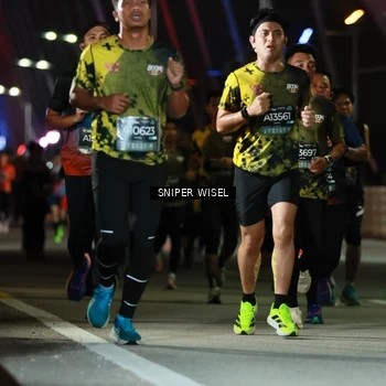 Runner Photo 6198136