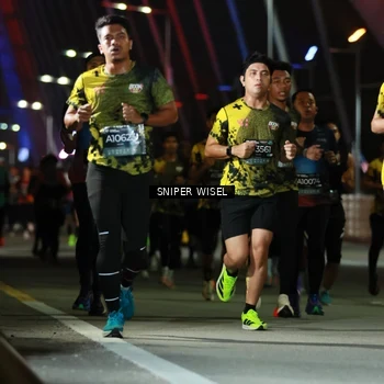 Runner Photo 6198143