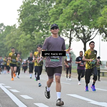 Runner Photo 6198190