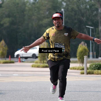 Runner Photo 6198196