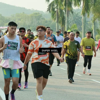 Runner Photo 6198198