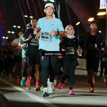 Runner Photo 6198242