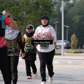 Runner Photo 6198256