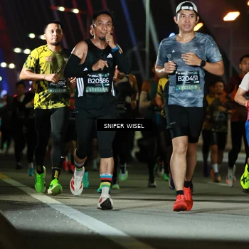 Runner Photo 6198260