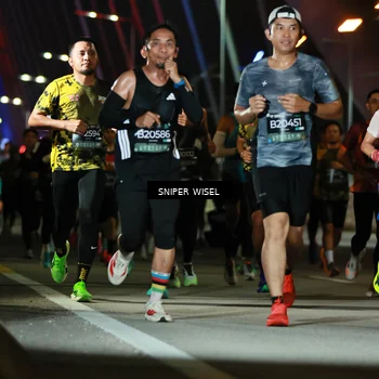 Runner Photo 6198267