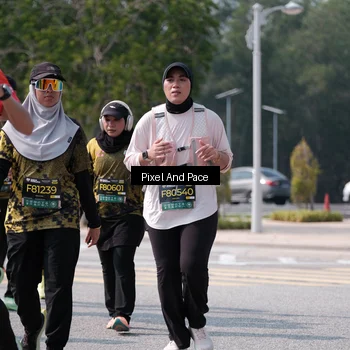 Runner Photo 6198321