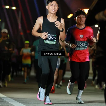 Runner Photo 6198352