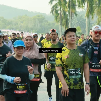 Runner Photo 6198359
